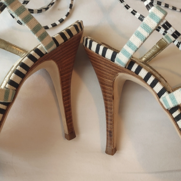 CHRISTIAN LACROIX Rare Multi Color Pattern Heels Size 8-1/2 Women's - Picture 4 of 10